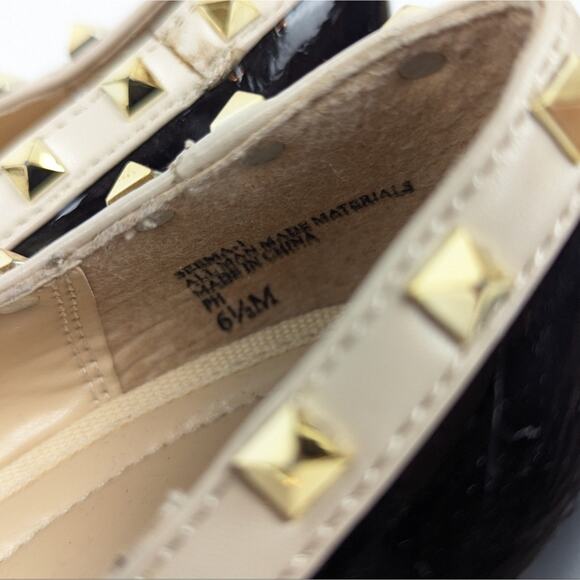 Adrienne Vittadini Seema Black Patent Leather Gold Stud Kitten Heels Size 6.5 - Picture 10 of 10